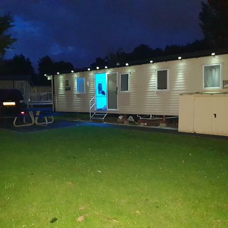 בלקפול Haven Marton Mere Luxury Autism Friendly Caravan מראה חיצוני תמונה