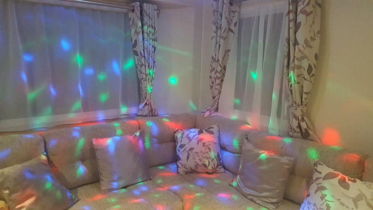 בלקפול Haven Marton Mere Luxury Autism Friendly Caravan מראה חיצוני תמונה