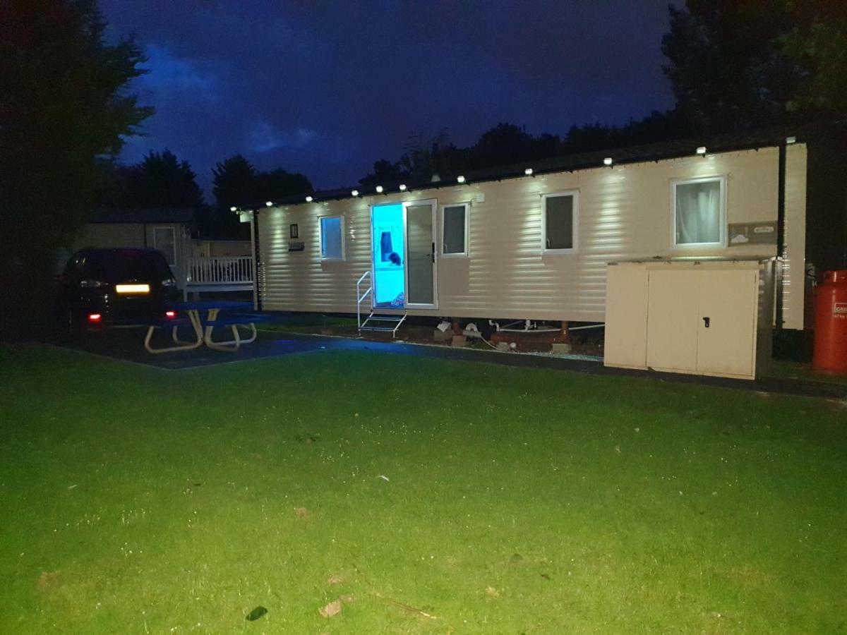 בלקפול Haven Marton Mere Luxury Autism Friendly Caravan מראה חיצוני תמונה
